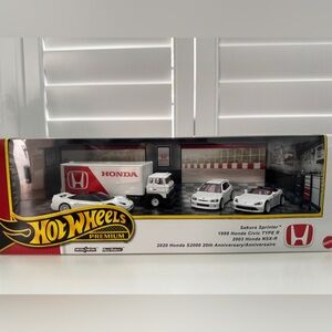 Hot Wheels Premium Honda White Sakura Sprinter Set